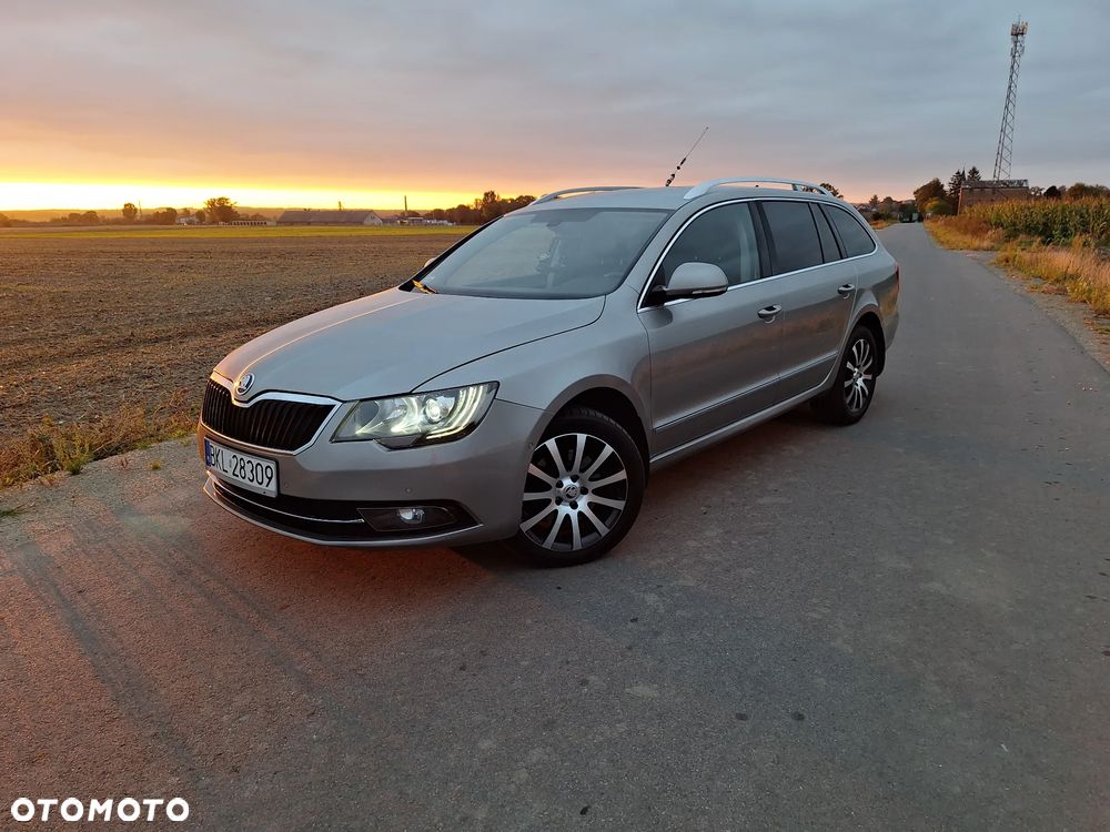 Skoda Superb 2.0 TDI 4x4 Platinum DSG - 14