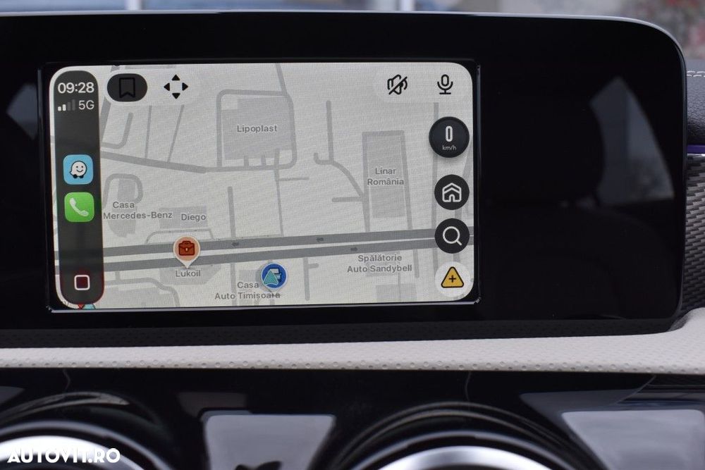 Mercedes-Benz CLA - 13