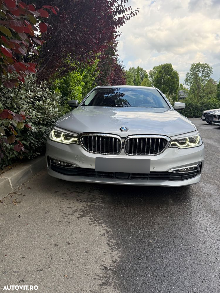 BMW Seria 5 520d Aut. Luxury Line - 2