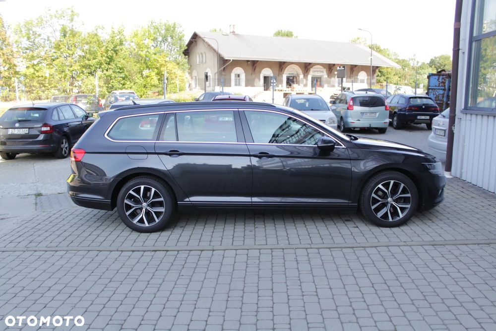 Volkswagen Passat 1.5 TSI EVO Business DSG - 2