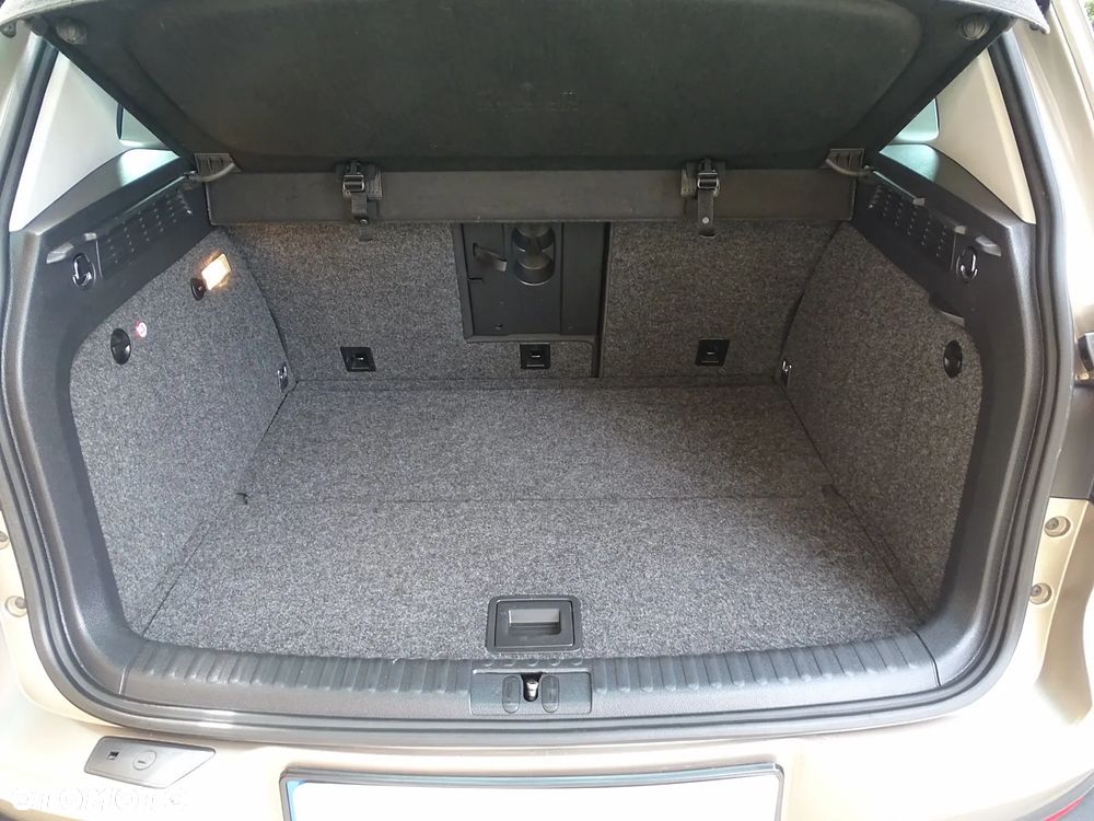Volkswagen Tiguan 2.0 TDI DPF BlueMotion Technology Sport & Style - 9
