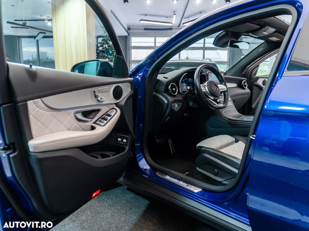 Mercedes-Benz GLC Coupe 300 e 4Matic 9G-TRONIC AMG Line Plus - 19
