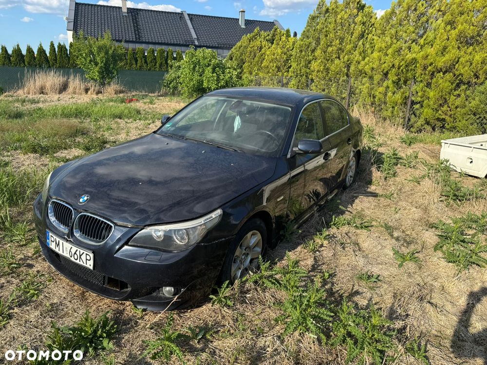 BMW Seria 5 525d Touring - 2