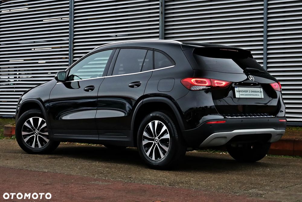 Mercedes-Benz GLA 200 Style - 8