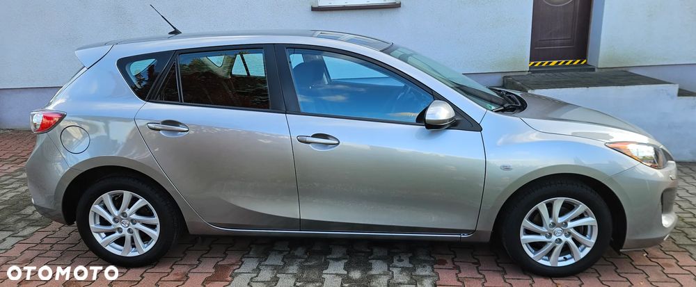 Mazda 3 - 8