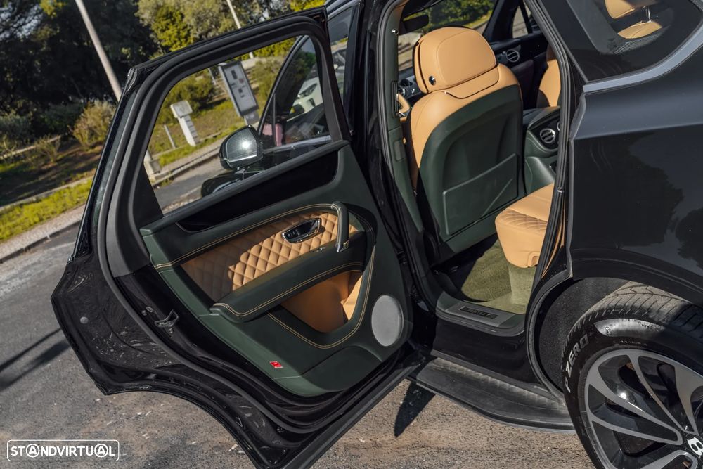 Bentley Bentayga V8 - 28