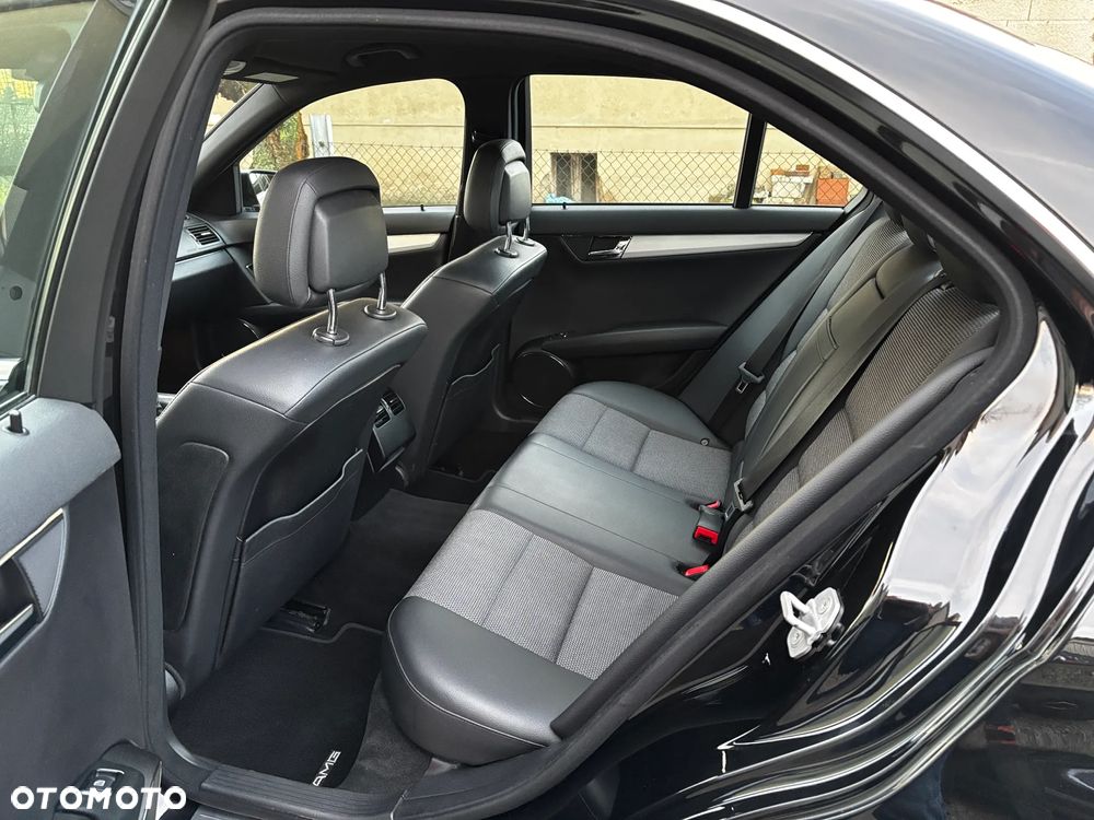 Mercedes-Benz Klasa C 200 Kompressor Avantgarde - 15