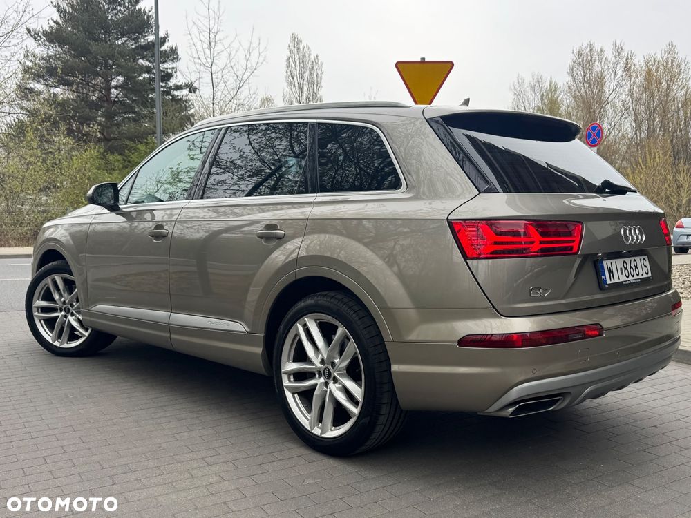 Audi Q7 - 4