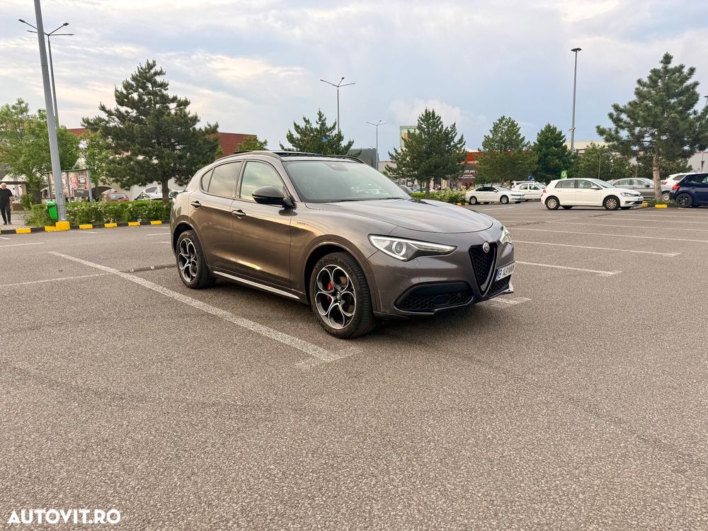 Alfa Romeo Stelvio 2.0 Turbo 16V AT8-Q4 Veloce - 1