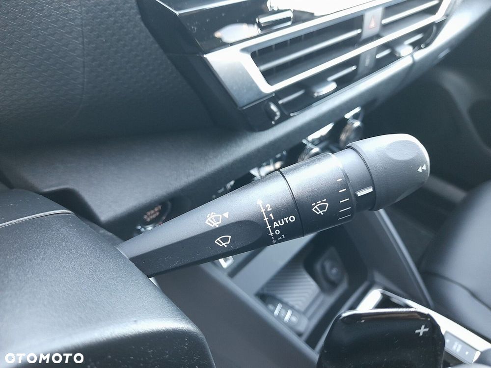 Citroën C4 1.2 PureTech Shine S&S EAT8 - 15