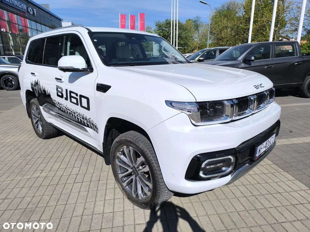 BAIC BJ60 mHEV Flagship 4x4 - 5