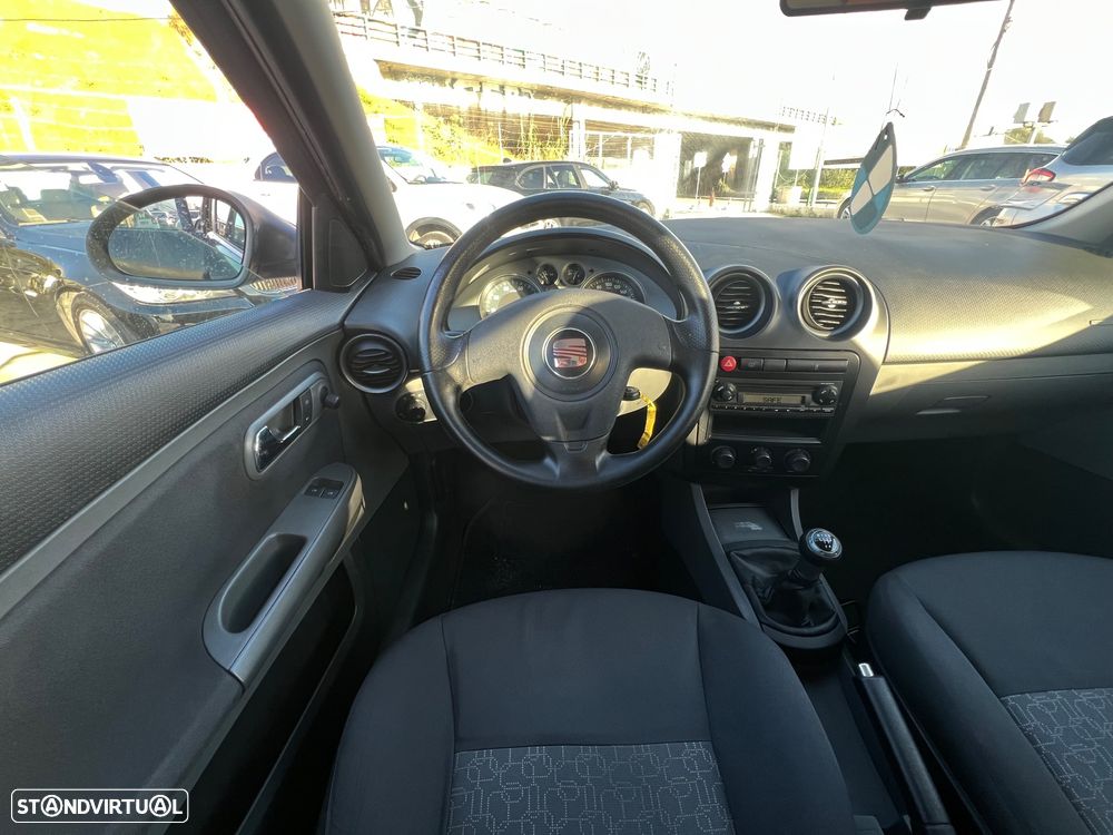 SEAT Ibiza 1.2 12V Reference - 14