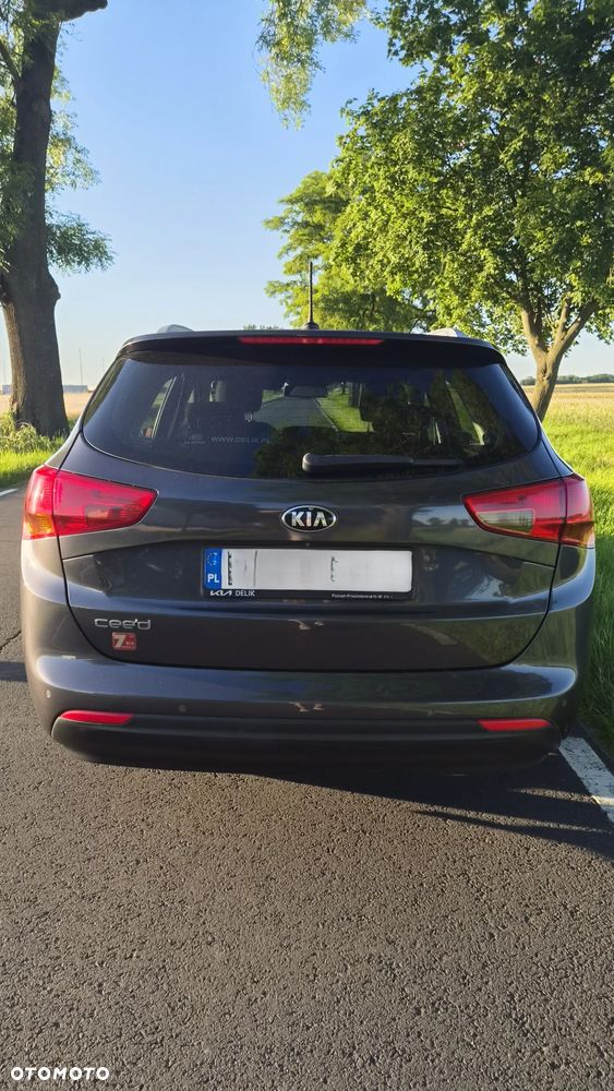 Kia Ceed - 15