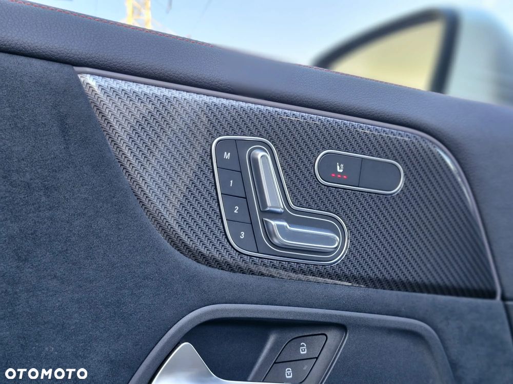 Mercedes-Benz GLA 200 mHEV AMG Line 7G-DCT - 24