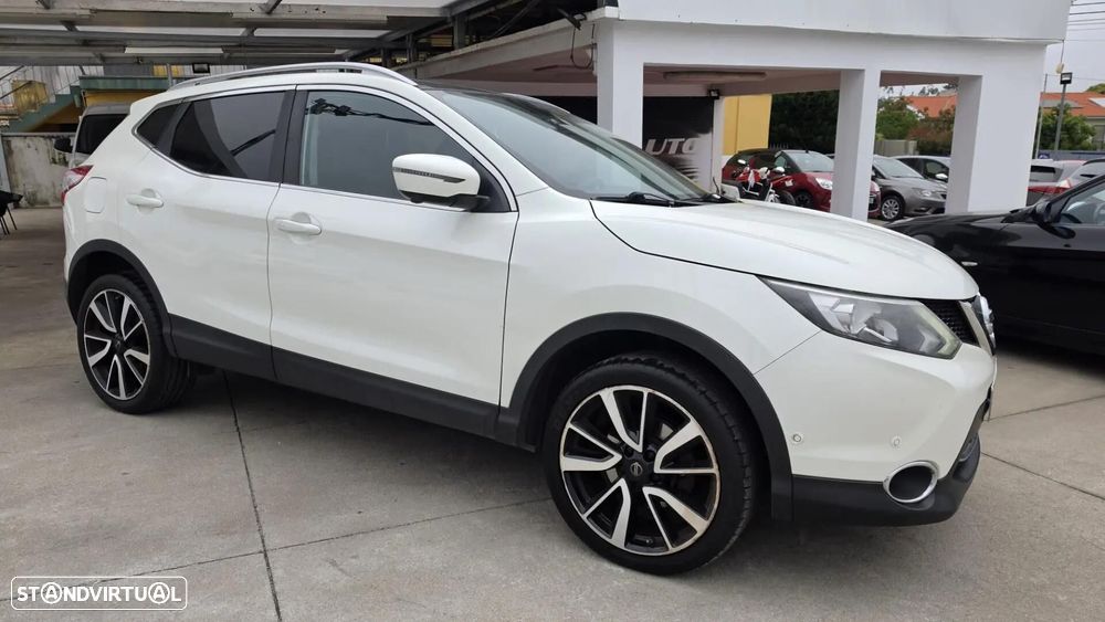 Nissan Qashqai 1.6 dCi N-Connecta Led - 1