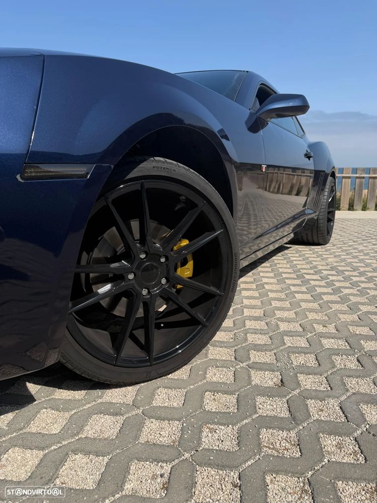 Chevrolet Camaro - 3