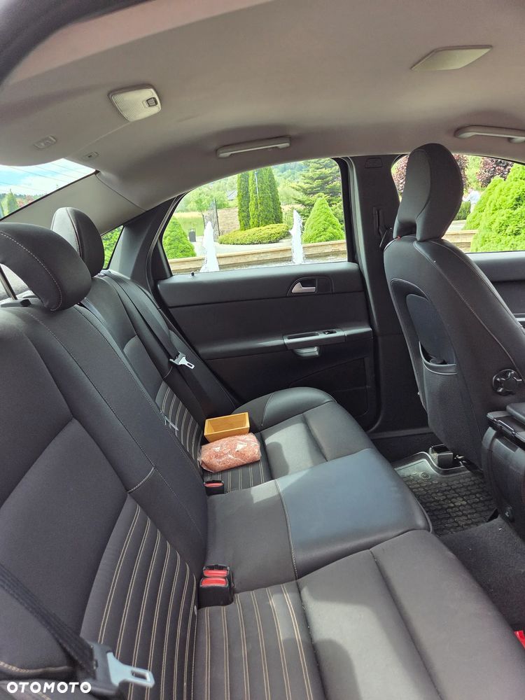 Volvo S40 2.0D Momentum - 9