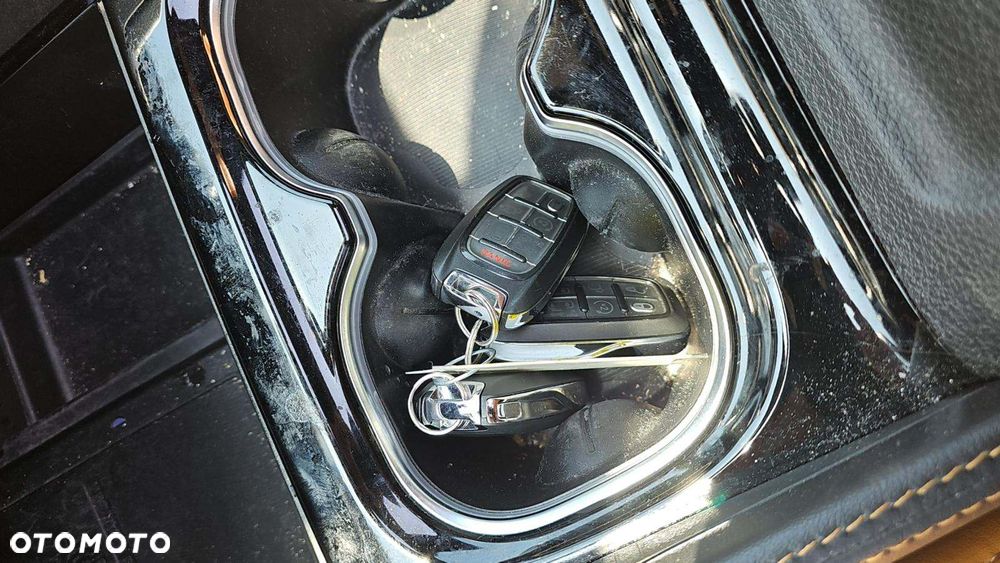 Chrysler Pacifica - 17