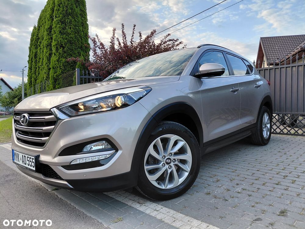 Hyundai Tucson 2.0 CRDI BlueDrive Style 2WD - 10