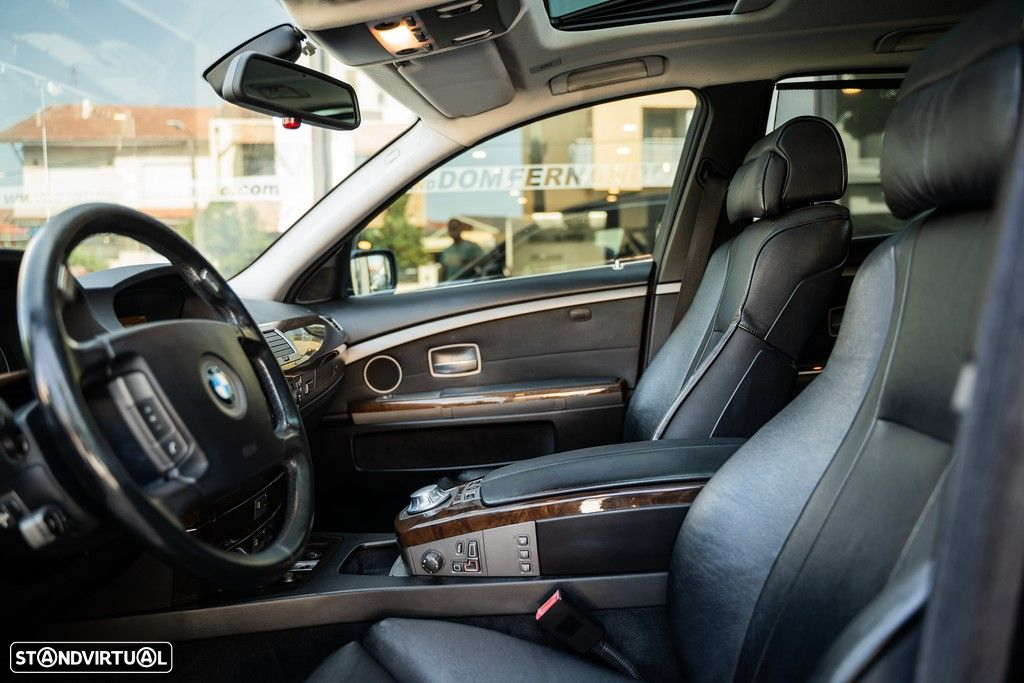 BMW 745 i LA - 48