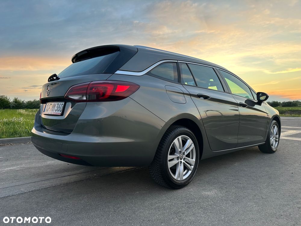 Opel Astra 1.4 Turbo Innovation - 21