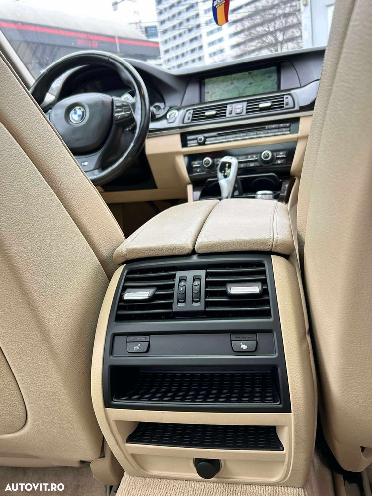 BMW Seria 5 528i xDrive AT - 12