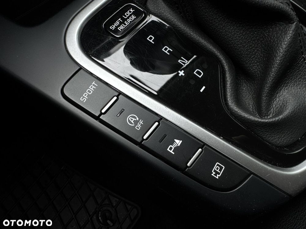 Kia Ceed 1.5 T-GDI M DCT - 21
