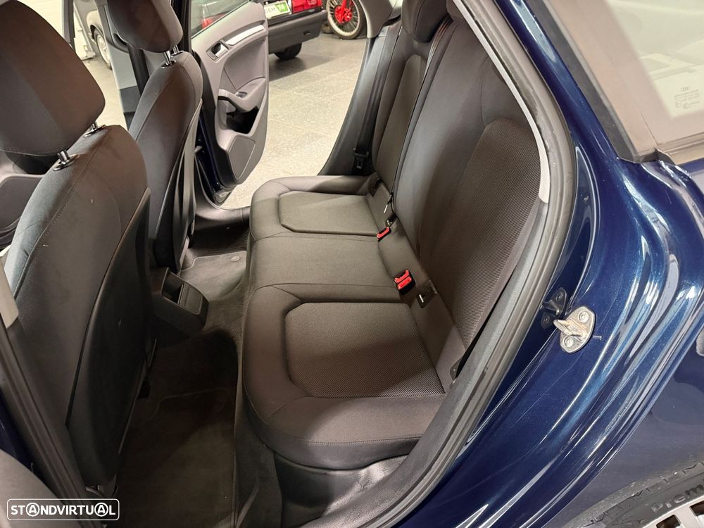 Audi A3 Sportback 1.6 TDI Advance Ultra - 20