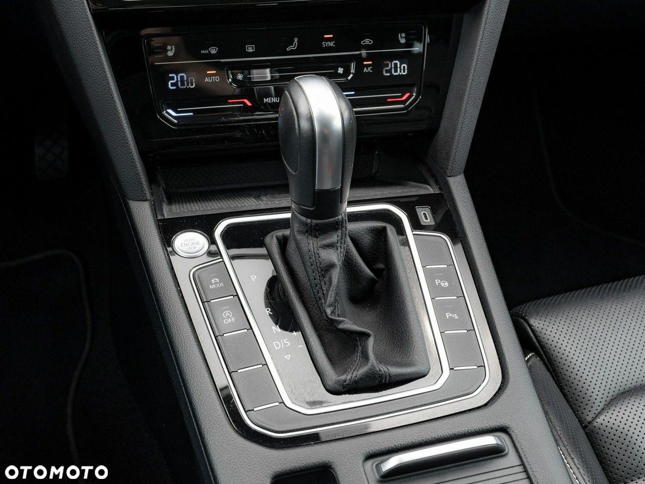 Volkswagen Passat 2.0 TSI 4Mot Elegance DSG - 19