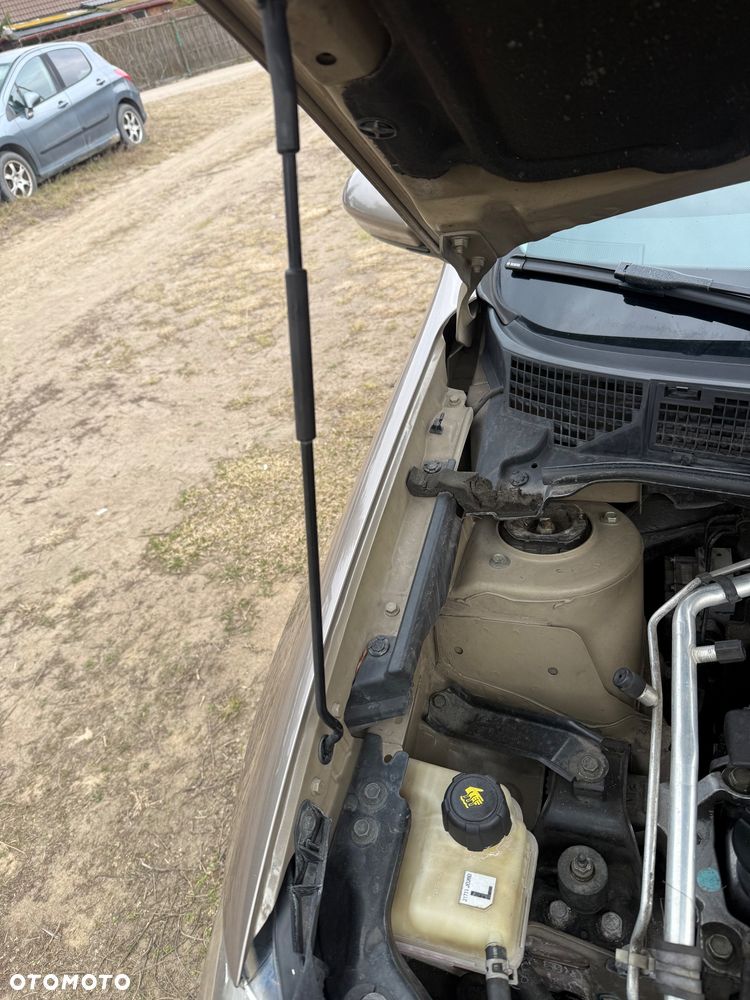 Nissan Qashqai - 23