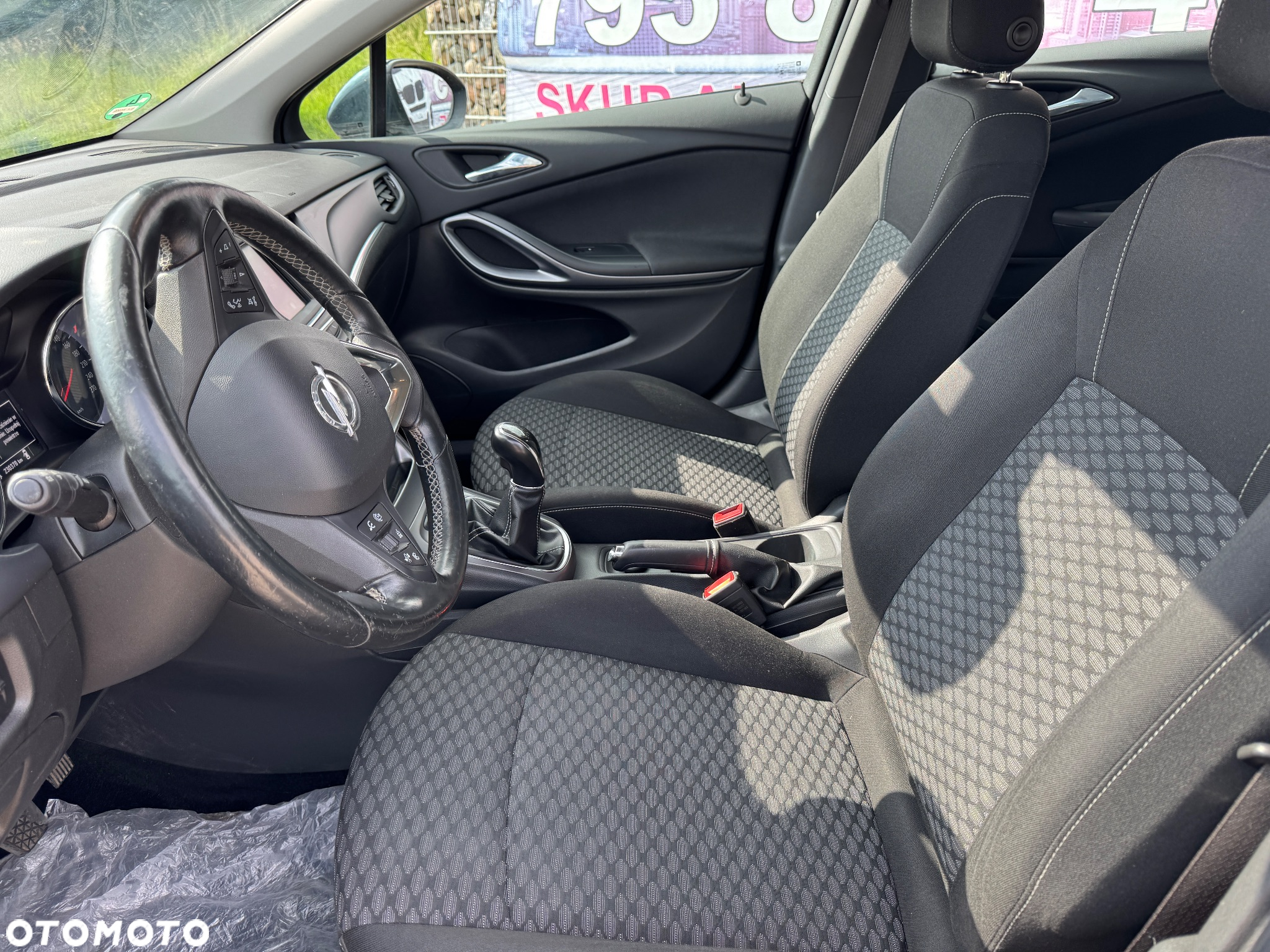 Opel Astra 1.6 D (CDTI) Business - 14