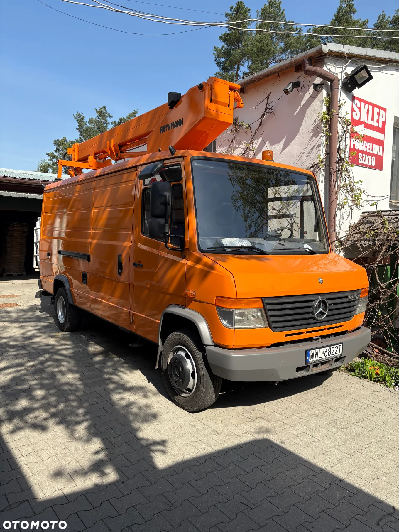 Mercedes-Benz 812D - 2