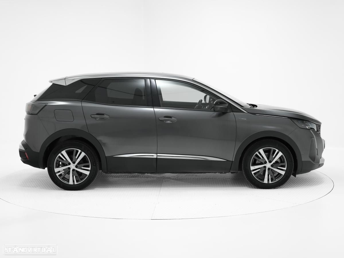 Peugeot 3008 1.6 Hybrid Allure e-EAT8 - 2
