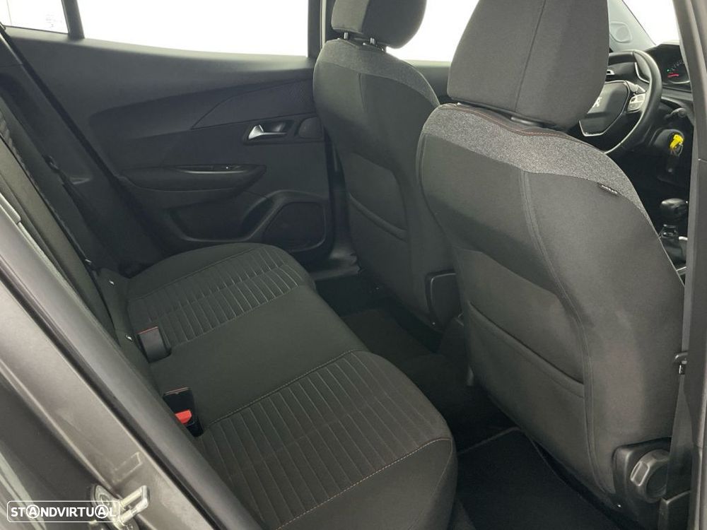 Peugeot 2008 1.2 PureTech Active - 29