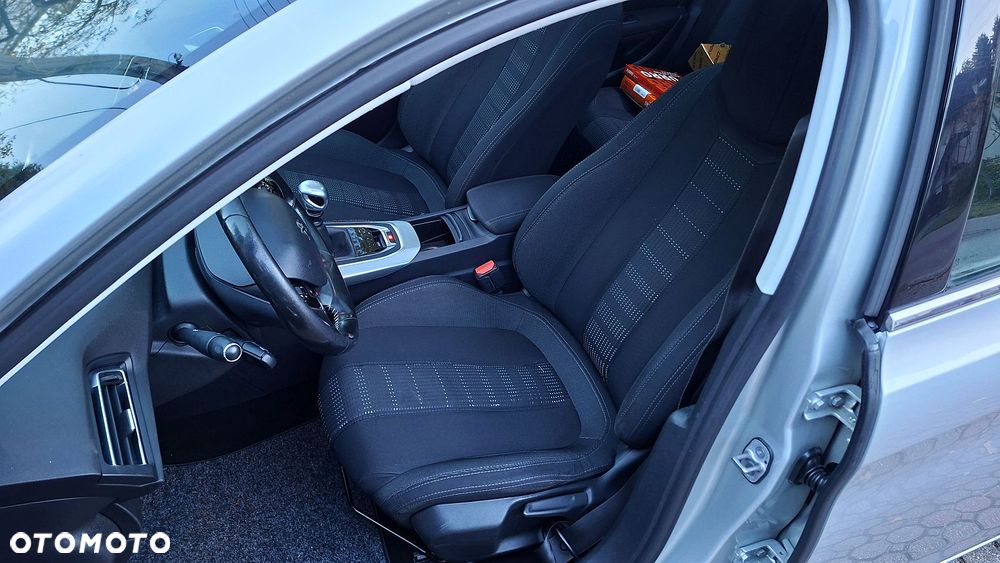 Peugeot 308 e-HDi 115 Stop & Start Niveau 2 Business-Line - 20
