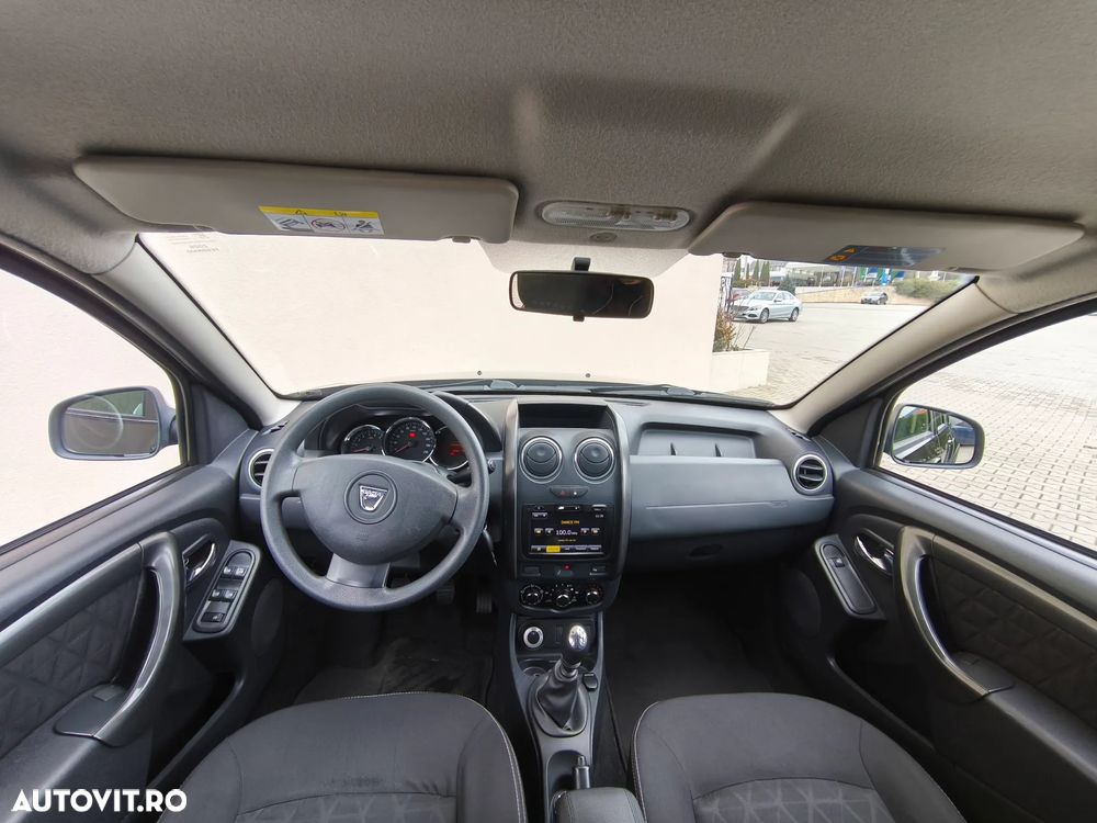 Dacia Duster 1.5 dCi 4x4 Laureate - 6