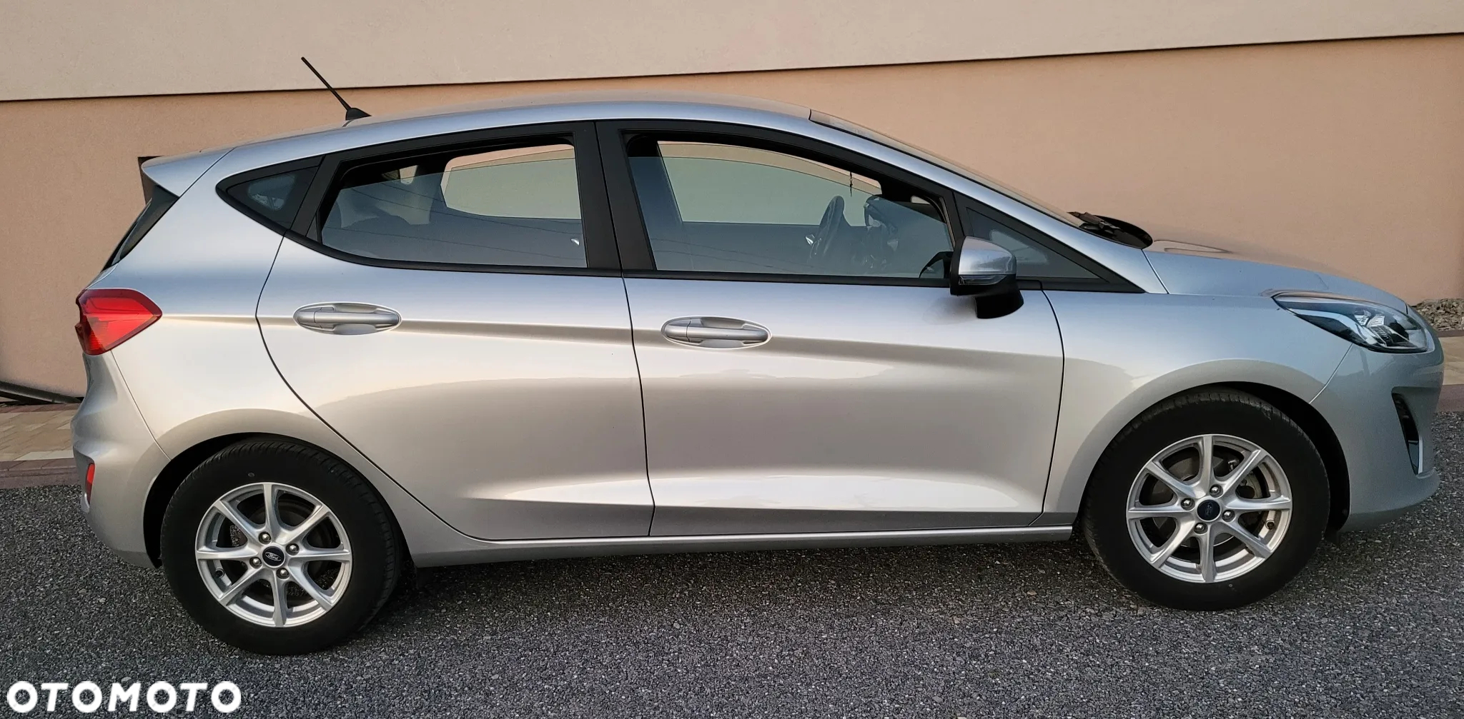 Ford Fiesta 1.0 EcoBoost GPF SYNC Edition ASS - 4