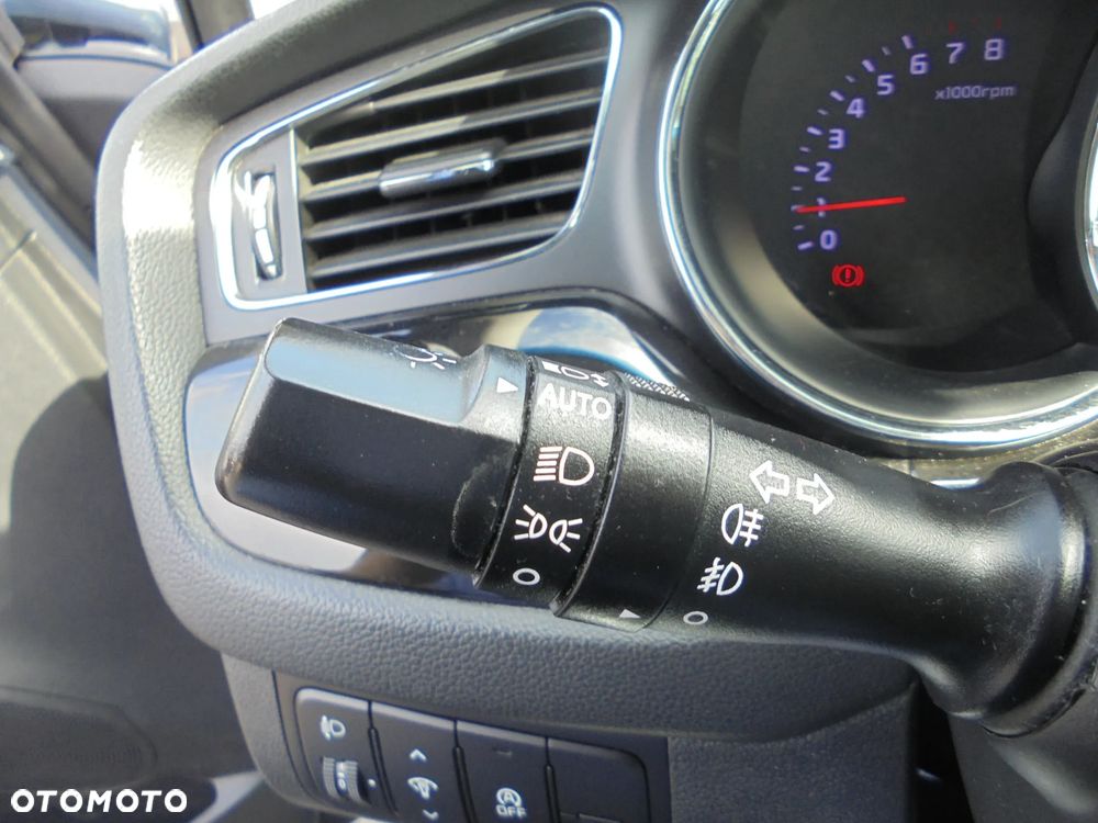 Kia Ceed 1.6 GDI Edition 7 - 26