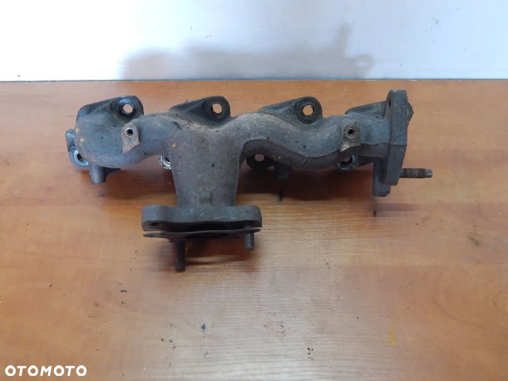 Kolektor wydechowy 2.5 dci Nissan Cabstar Navara Renault Maxity 06-18 Łuków części - 2