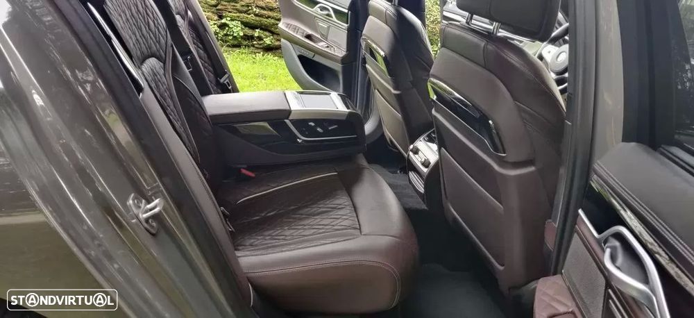 BMW 745 e iPerformance Pack M Auto - 18