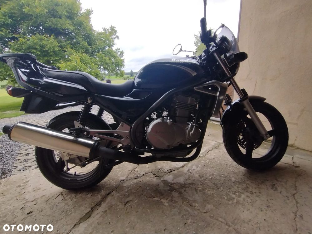 Kawasaki ER - 11