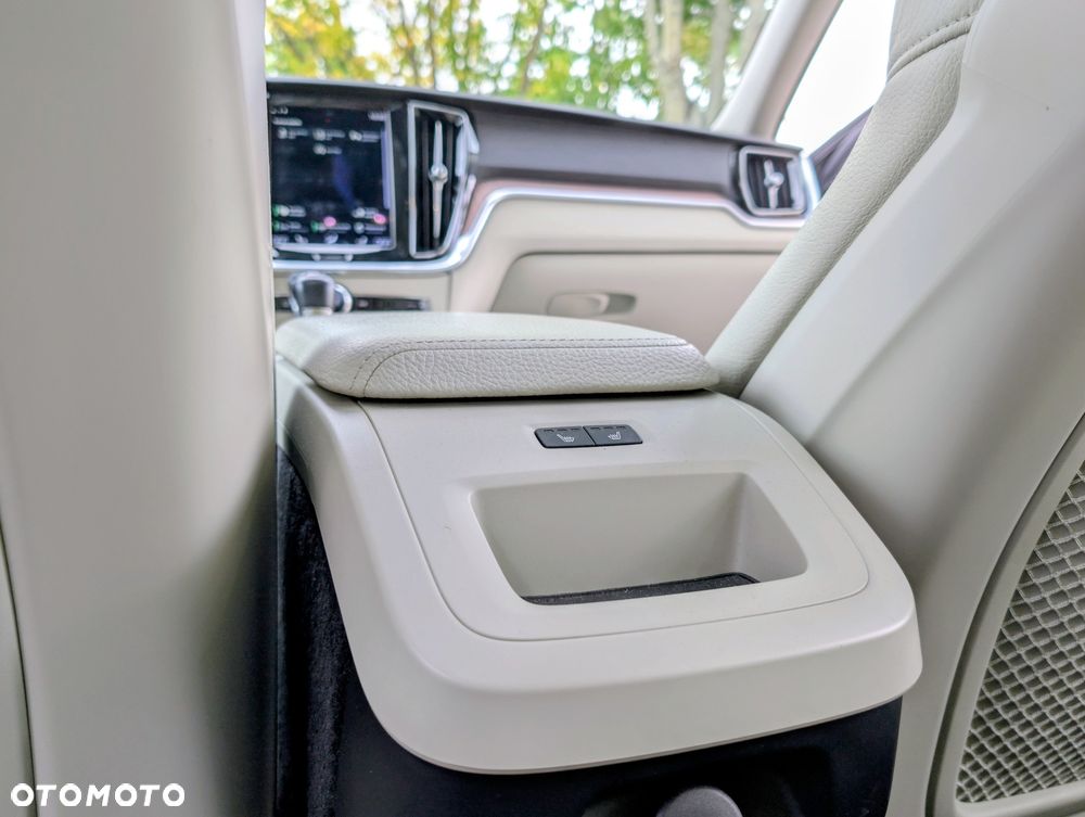 Volvo S60 T5 Geartronic RDesign - 21