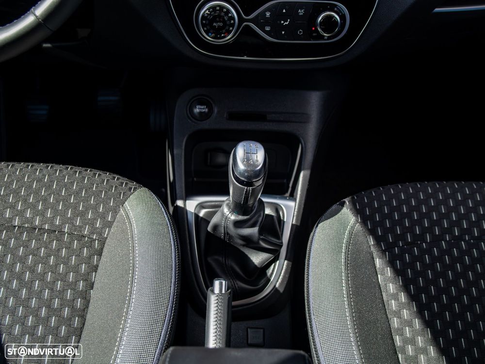 Renault Captur 1.5 dCi Exclusive - 21