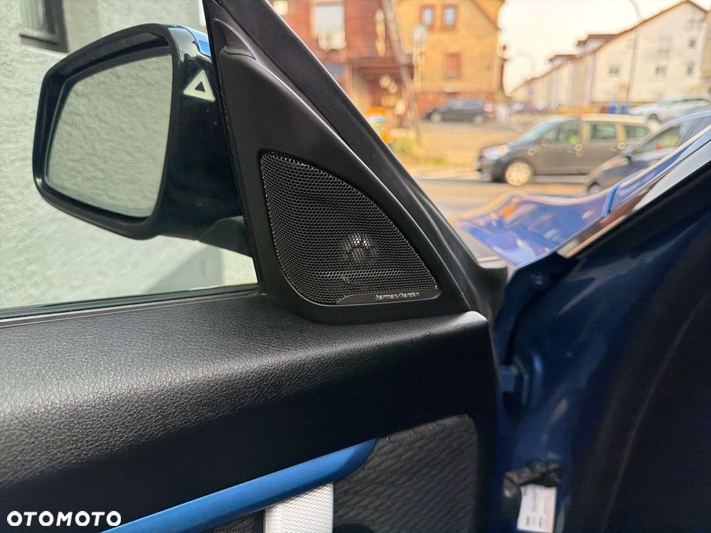 BMW Seria 3 328i xDrive - 15