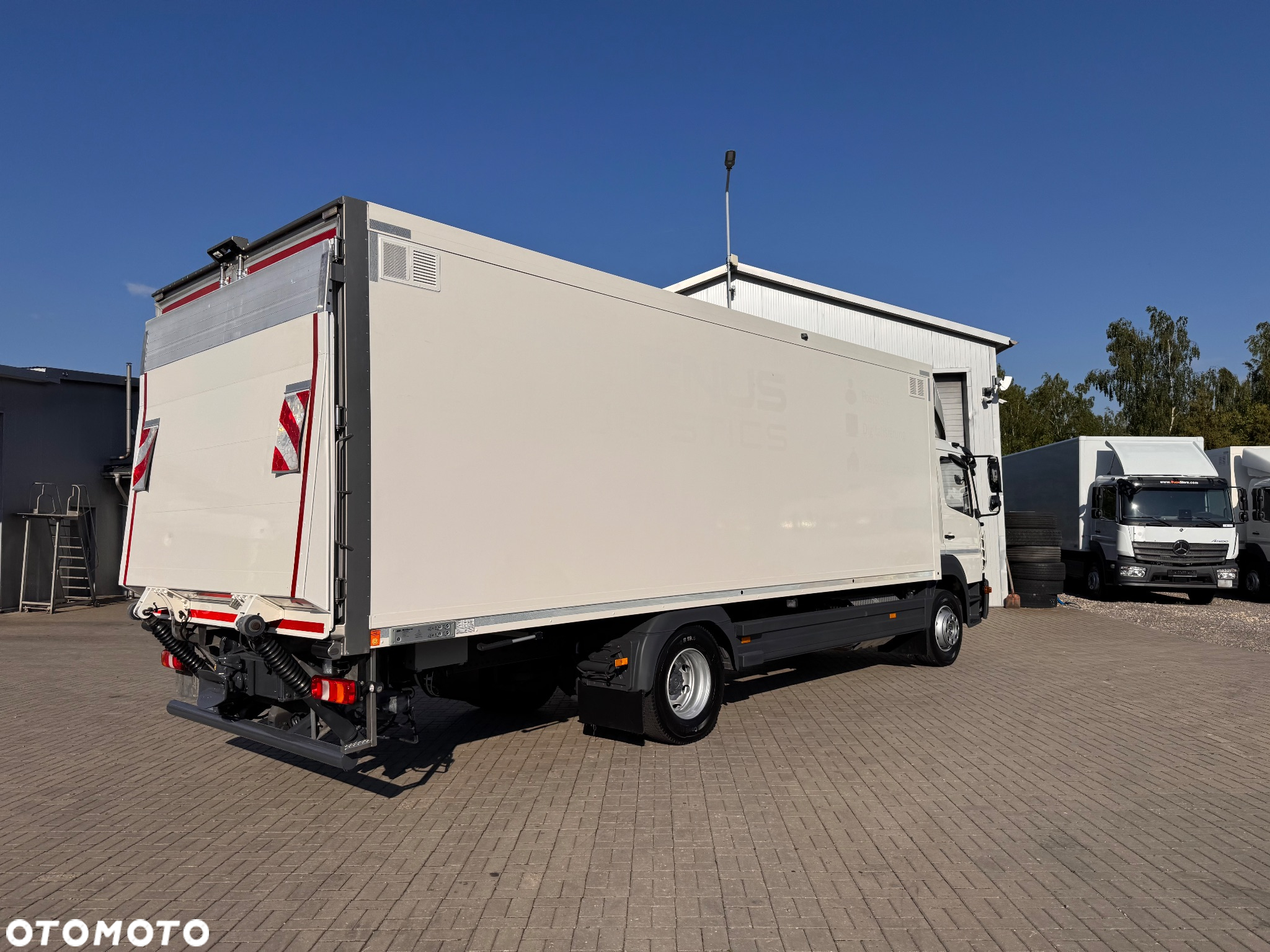 Mercedes-Benz ATEGO - 8