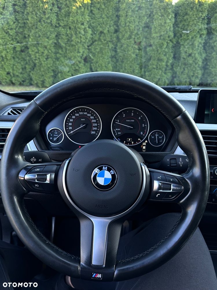 BMW Seria 3 318d M Sport - 13