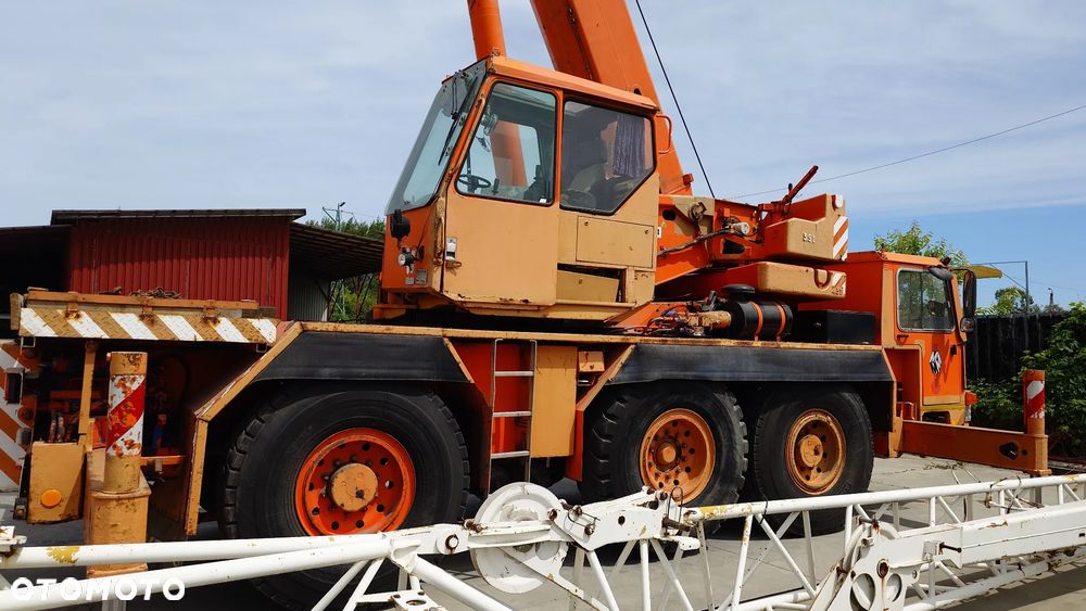 Liebherr LTM 1040 - 5