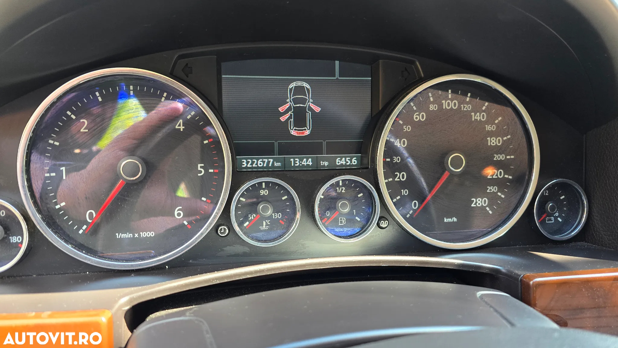 Volkswagen Touareg - 14