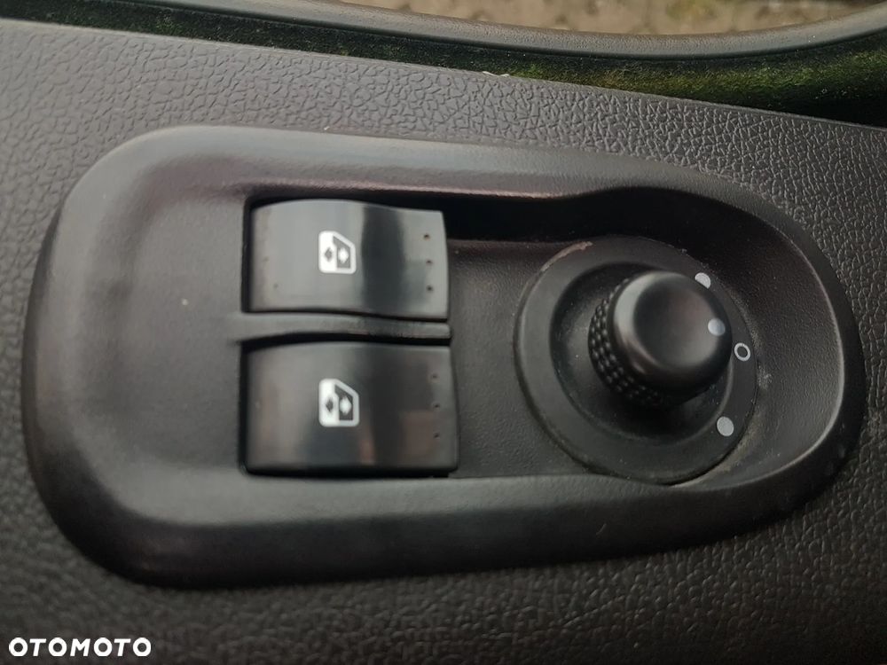 Renault MASTER KONTENER 8EP 4,21x2,23x2,22 KLIMA KRAJOWY MANUAL  6-BIEGÓW - 9