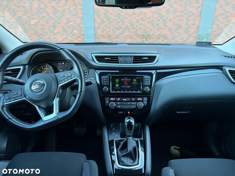 Nissan Qashqai 1.3 DIG-T N-Connecta DCT - 7